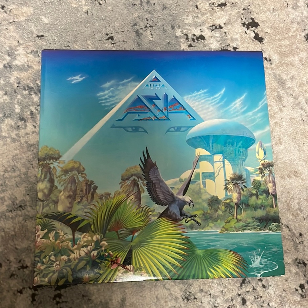 Asia "Alpha" LP 1983 Downes/Howe/Palmer/Wetton, recorded in Canada.